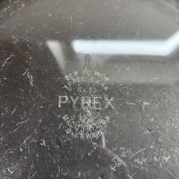 Vintage 80s Pyrex Pie Plate 9 1/2" Fluted Clear Glass Retro Kitchen Cott… - Picture 3 of 6
